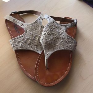 Lucky Brand Tan Wicker Sandals